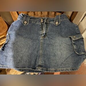 5/$20.00 item Women’s super cute Lazer Jeans mini skirt in size 5